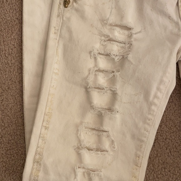 NWOT- MET Italian Brand White Distressed Skinny Jeans w/ Gold & Skull Rivets, 25 - Picture 5 of 8